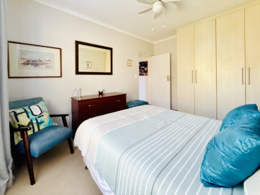 3 Bedroom Property for Sale in Sandbaai Western Cape